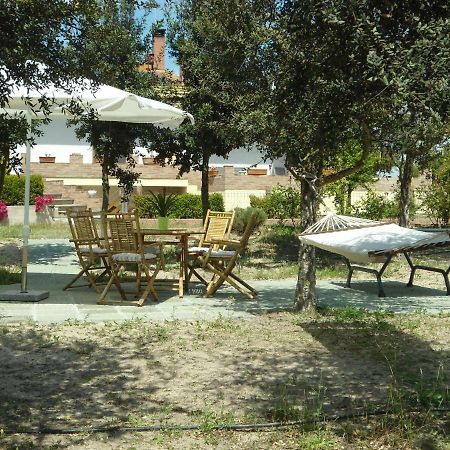 Tra Mare E Monti Διαμέρισμα Santa Giusta Εξωτερικό φωτογραφία