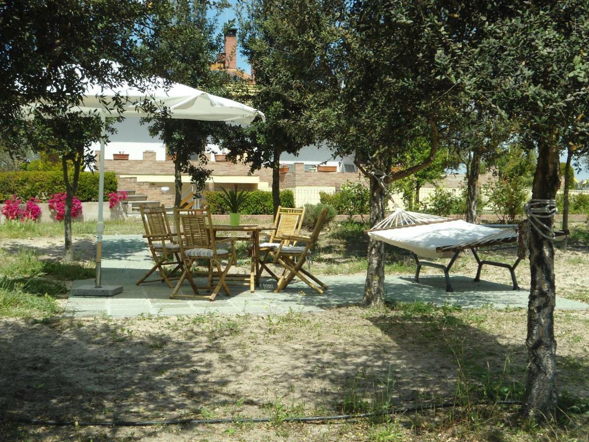 Tra Mare E Monti Διαμέρισμα Santa Giusta Εξωτερικό φωτογραφία